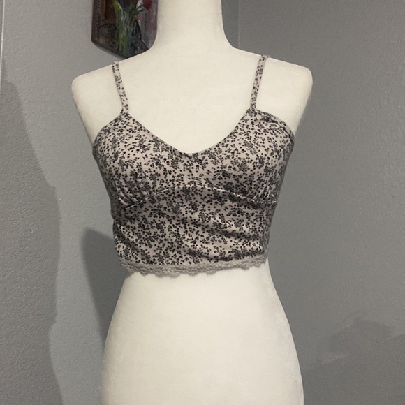 American Eagle. cropped tank top - Picture 6 of 7